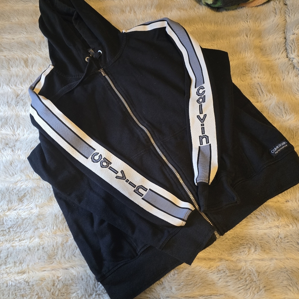SET : Calvin Klein Black Hoodie with White Stripes